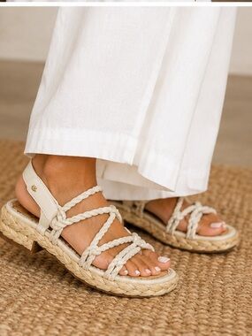 SAM EDELMAN CRISTAN
IVORY ROPE ROUND TOE ESPADRILLE, Exc. Condition, Size 10